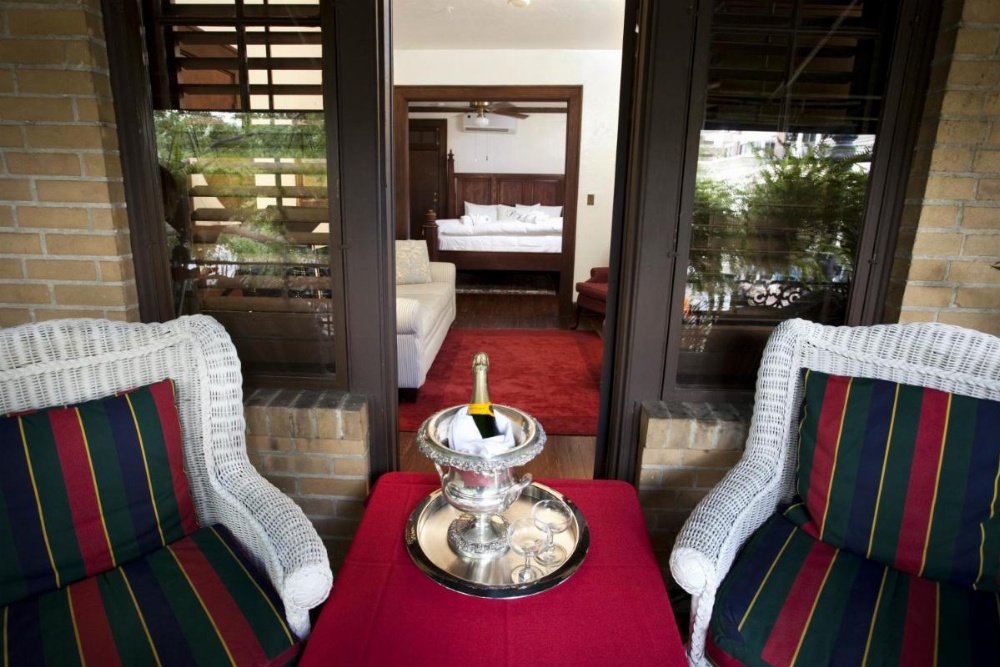 Room image 4